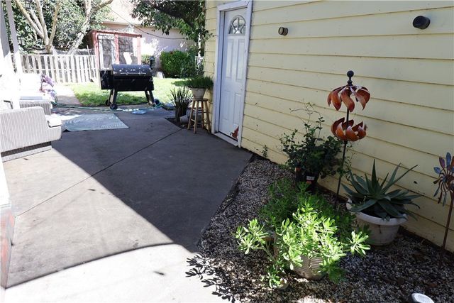 409 4th St., Corning, CA 96021