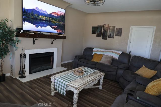 409 4th St., Corning, CA 96021