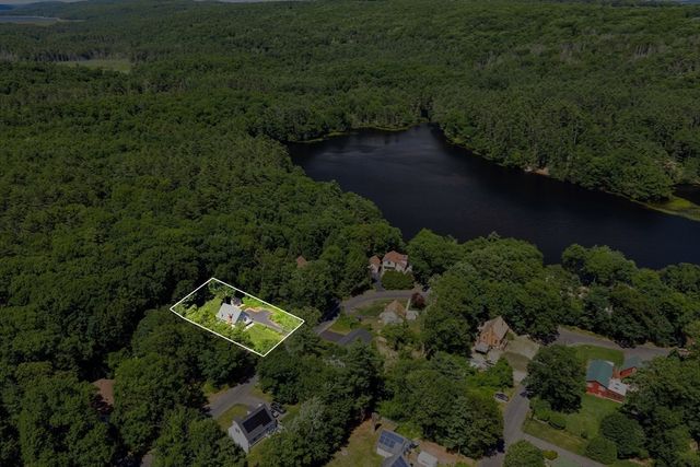 47 Horseshoe Cir, Ware, MA 01082