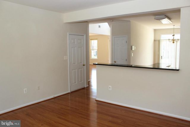 20965 KITTANNING LN, Ashburn, VA 20147