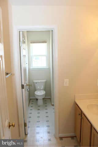 20965 KITTANNING LN, Ashburn, VA 20147