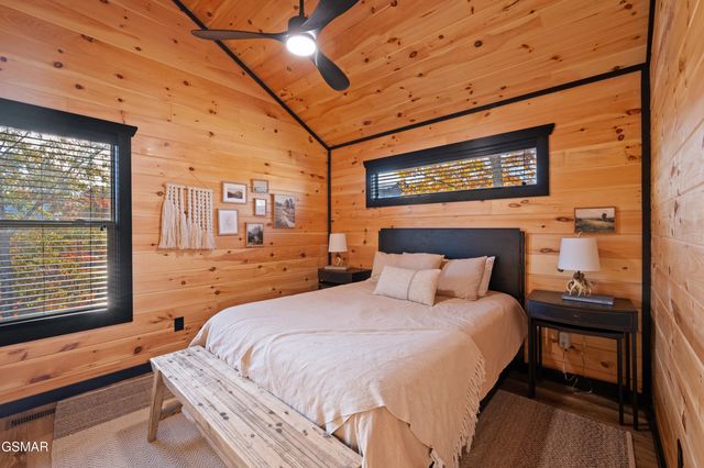 3105 Storm Bringer Drive, Sevierville, TN 37862