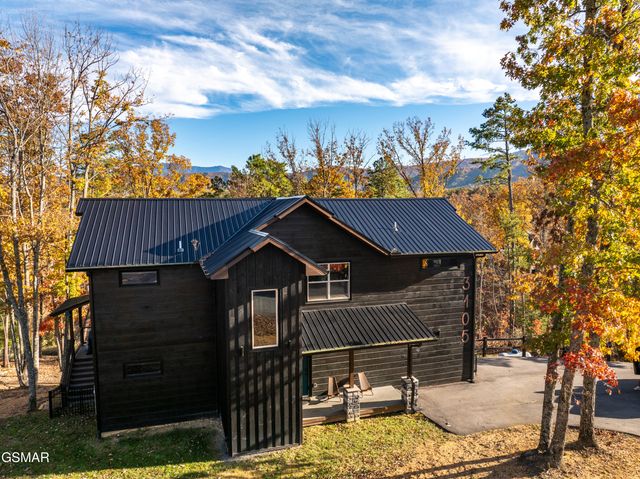 3105 Storm Bringer Drive, Sevierville, TN 37862