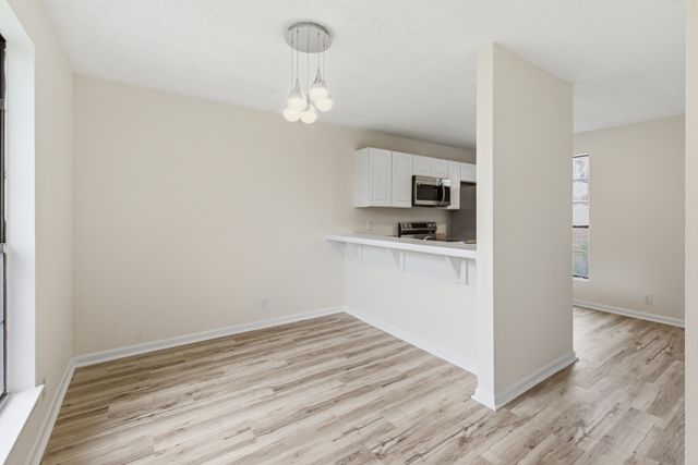 1520 Meadow Bend Dr, Madison, TN 37115