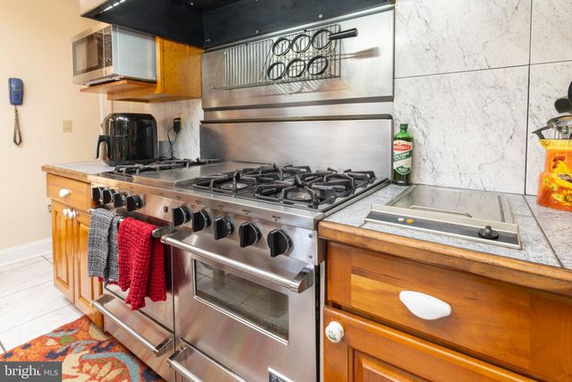 1784 OLD TRENTON RD, West Windsor, NJ 08550