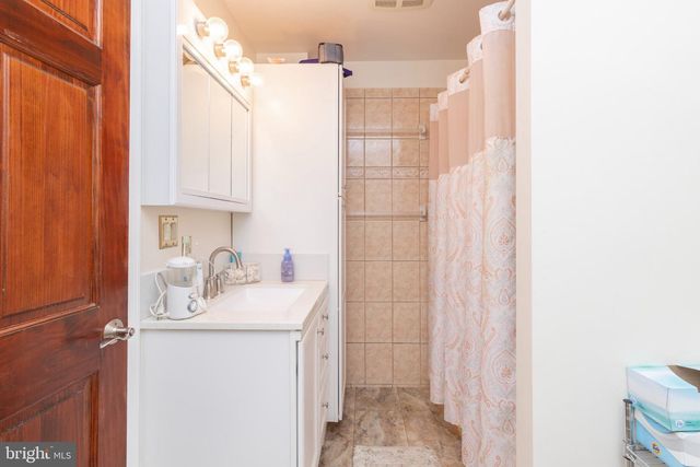 1784 OLD TRENTON RD, West Windsor, NJ 08550