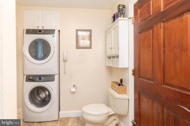 1784 OLD TRENTON RD, West Windsor, NJ 08550