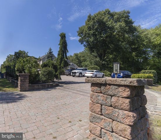 1784 OLD TRENTON RD, West Windsor, NJ 08550