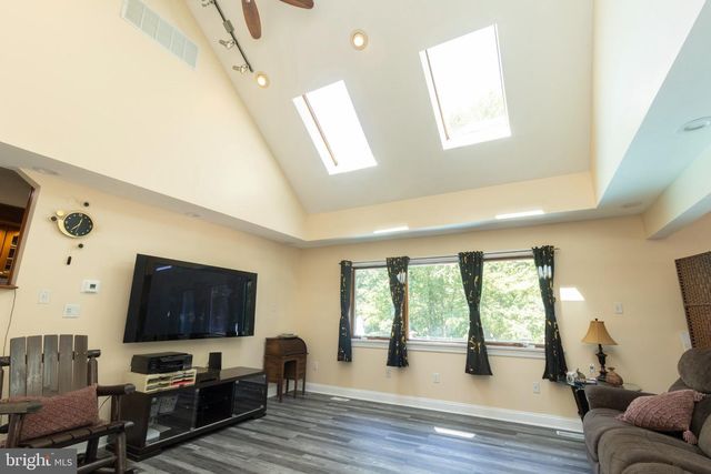 1784 OLD TRENTON RD, West Windsor, NJ 08550