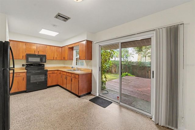 8121 N OLA AVENUE, Tampa, FL 33604