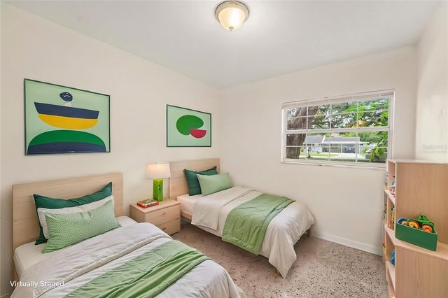 8121 N OLA AVENUE, Tampa, FL 33604