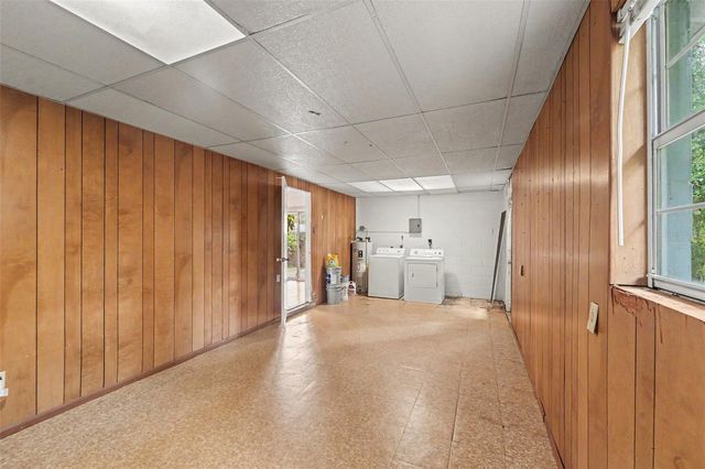8121 N OLA AVENUE, Tampa, FL 33604