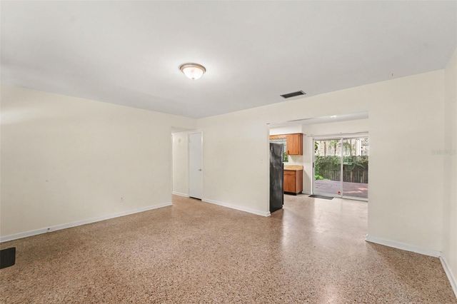 8121 N OLA AVENUE, Tampa, FL 33604