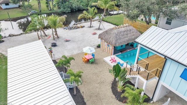 9470 Colony DR, North Fort Myers, FL 33917