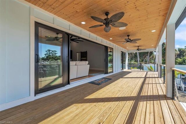 9470 Colony DR, North Fort Myers, FL 33917