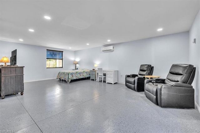 9470 Colony DR, North Fort Myers, FL 33917