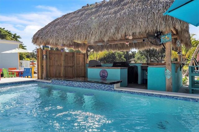 9470 Colony DR, North Fort Myers, FL 33917