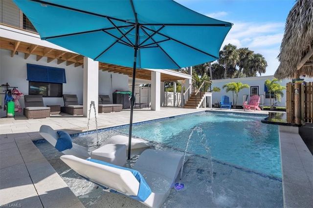 9470 Colony DR, North Fort Myers, FL 33917