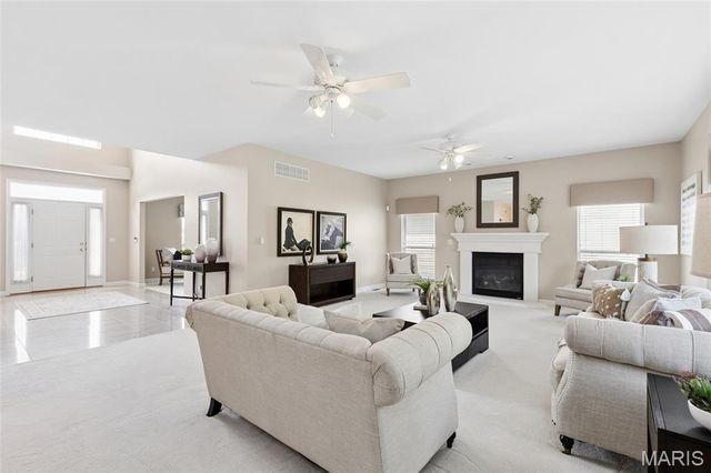 440 Parkshire Place Drive, Dardenne Prairie, MO 63368