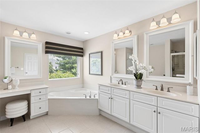 440 Parkshire Place Drive, Dardenne Prairie, MO 63368