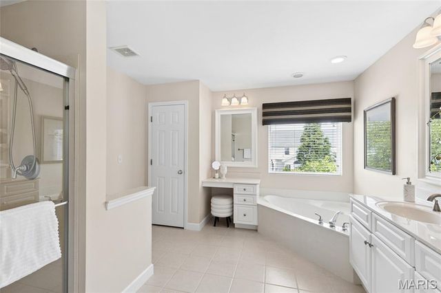 440 Parkshire Place Drive, Dardenne Prairie, MO 63368