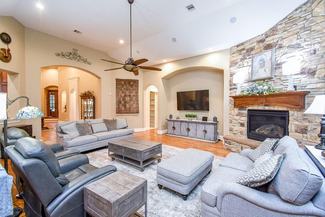 22508 Rosehurst Drive, Tomball, TX 77377