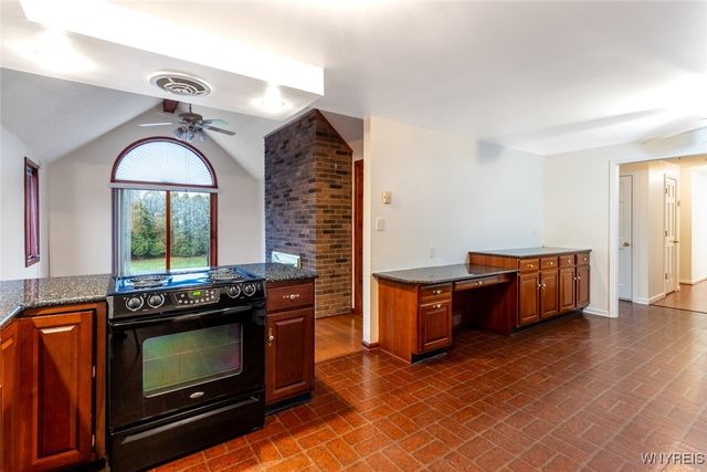 2568 Joann Court, Wheatfield, NY 14304