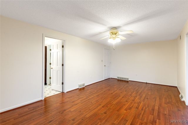 2568 Joann Court, Wheatfield, NY 14304