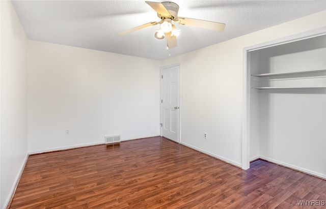 2568 Joann Court, Wheatfield, NY 14304