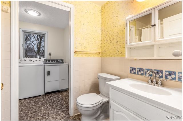 2568 Joann Court, Wheatfield, NY 14304