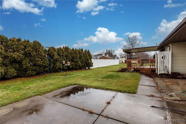 2568 Joann Court, Wheatfield, NY 14304