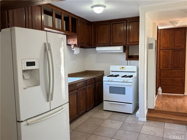 6060 6060 MYRTLE AVE, Long Beach, CA 90805