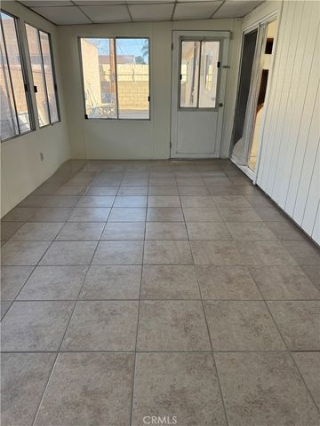 6060 6060 MYRTLE AVE, Long Beach, CA 90805