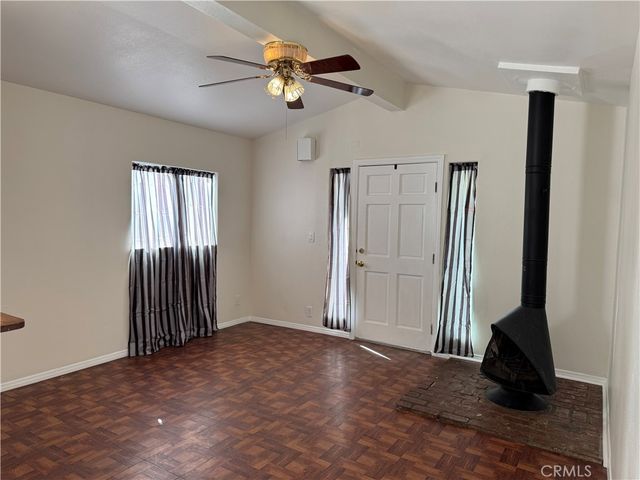 6060 6060 MYRTLE AVE, Long Beach, CA 90805