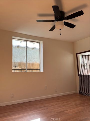 6060 6060 MYRTLE AVE, Long Beach, CA 90805