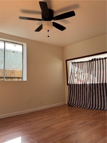 6060 6060 MYRTLE AVE, Long Beach, CA 90805