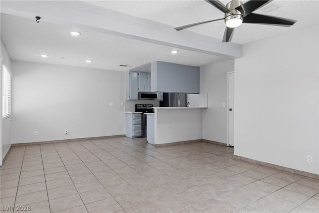 2274 East Desert Inn Road 0, Las Vegas, NV 89169