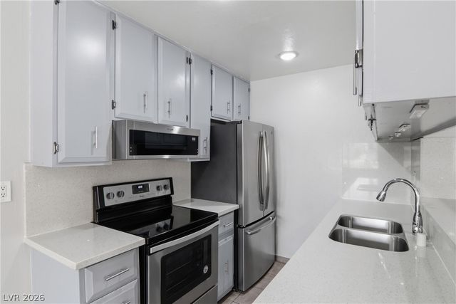 2274 East Desert Inn Road 0, Las Vegas, NV 89169