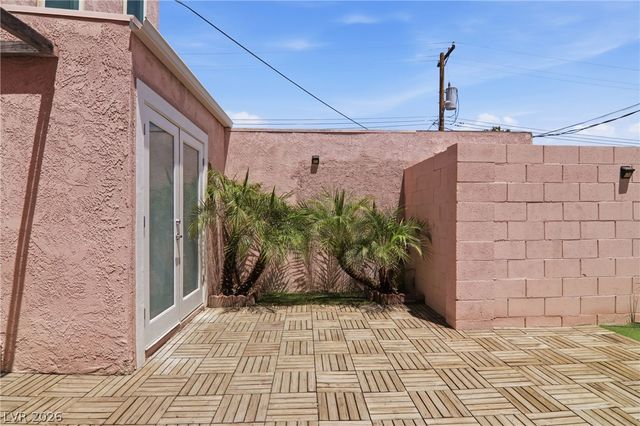 2274 East Desert Inn Road 0, Las Vegas, NV 89169