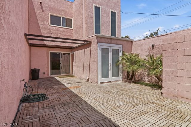 2274 East Desert Inn Road 0, Las Vegas, NV 89169