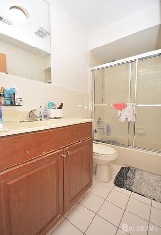 1508 Edison Glen Terrace, Edison, NJ 08837