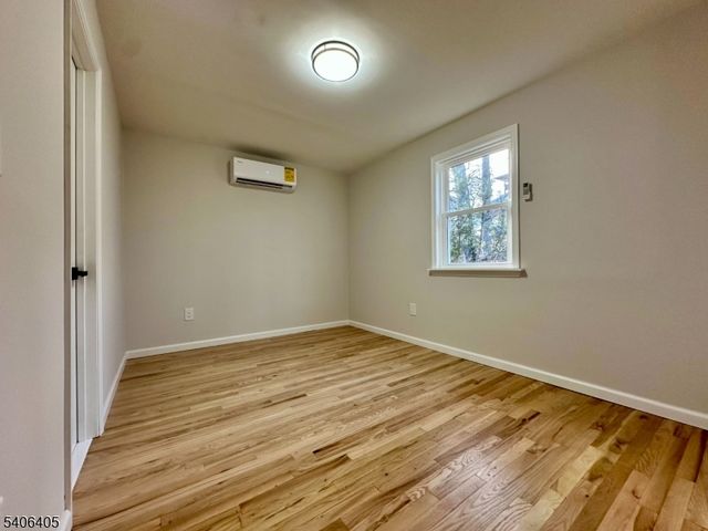 117 Vivian Ave, Emerson Boro, NJ 07630