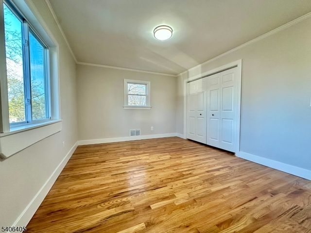 117 Vivian Ave, Emerson Boro, NJ 07630