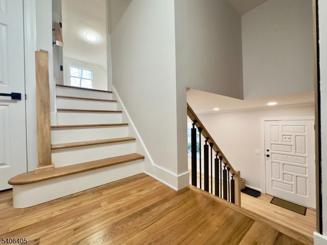 117 Vivian Ave, Emerson Boro, NJ 07630