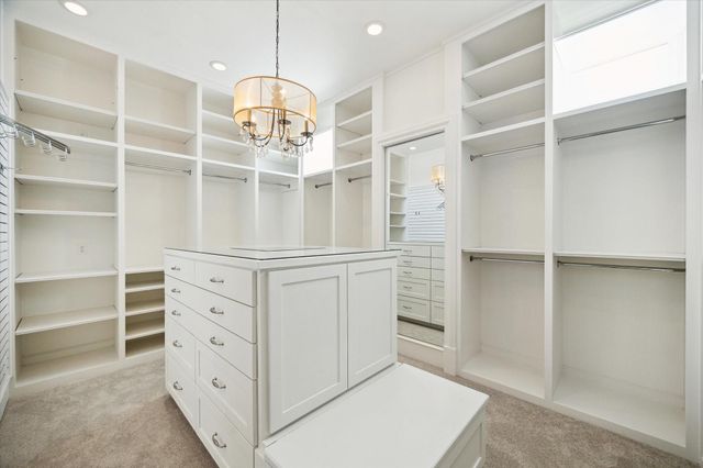 2222 Oxford Street, Houston, TX 77008