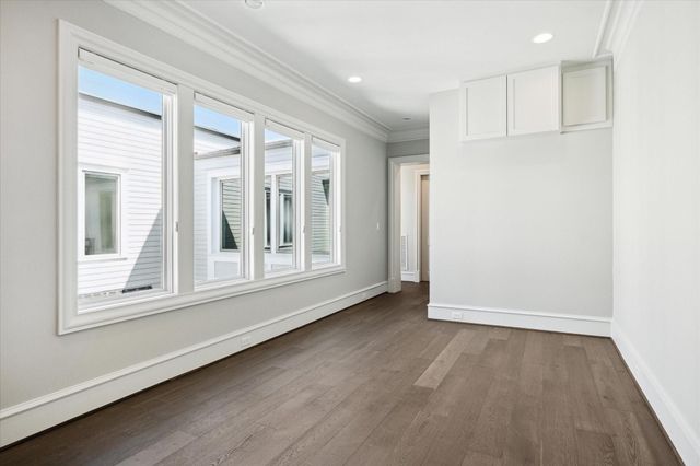 2222 Oxford Street, Houston, TX 77008