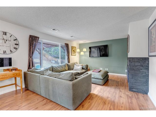 9989 Deer Creek St, Highlands Ranch, CO 80129