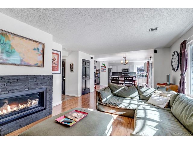 9989 Deer Creek St, Highlands Ranch, CO 80129