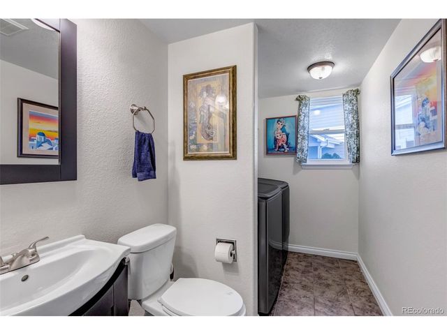 9989 Deer Creek St, Highlands Ranch, CO 80129