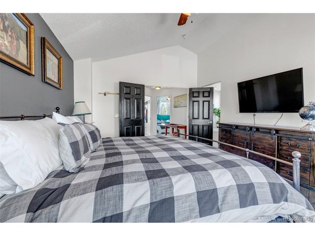 9989 Deer Creek St, Highlands Ranch, CO 80129